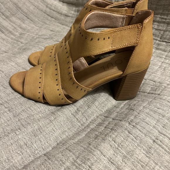 Naturalizer Soul shoes - Picture 4 of 9